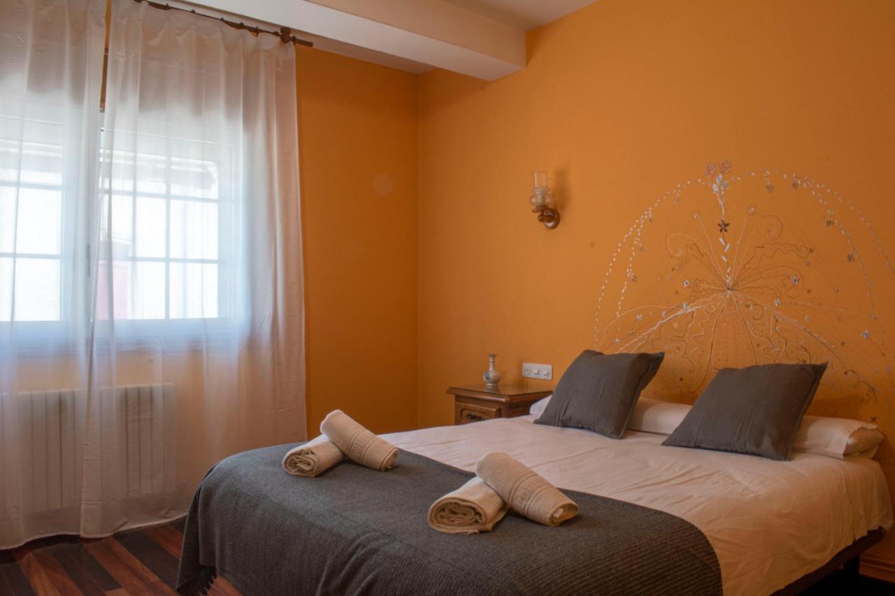 Hostal Galicia Монфорте де Лемос Екстериор снимка