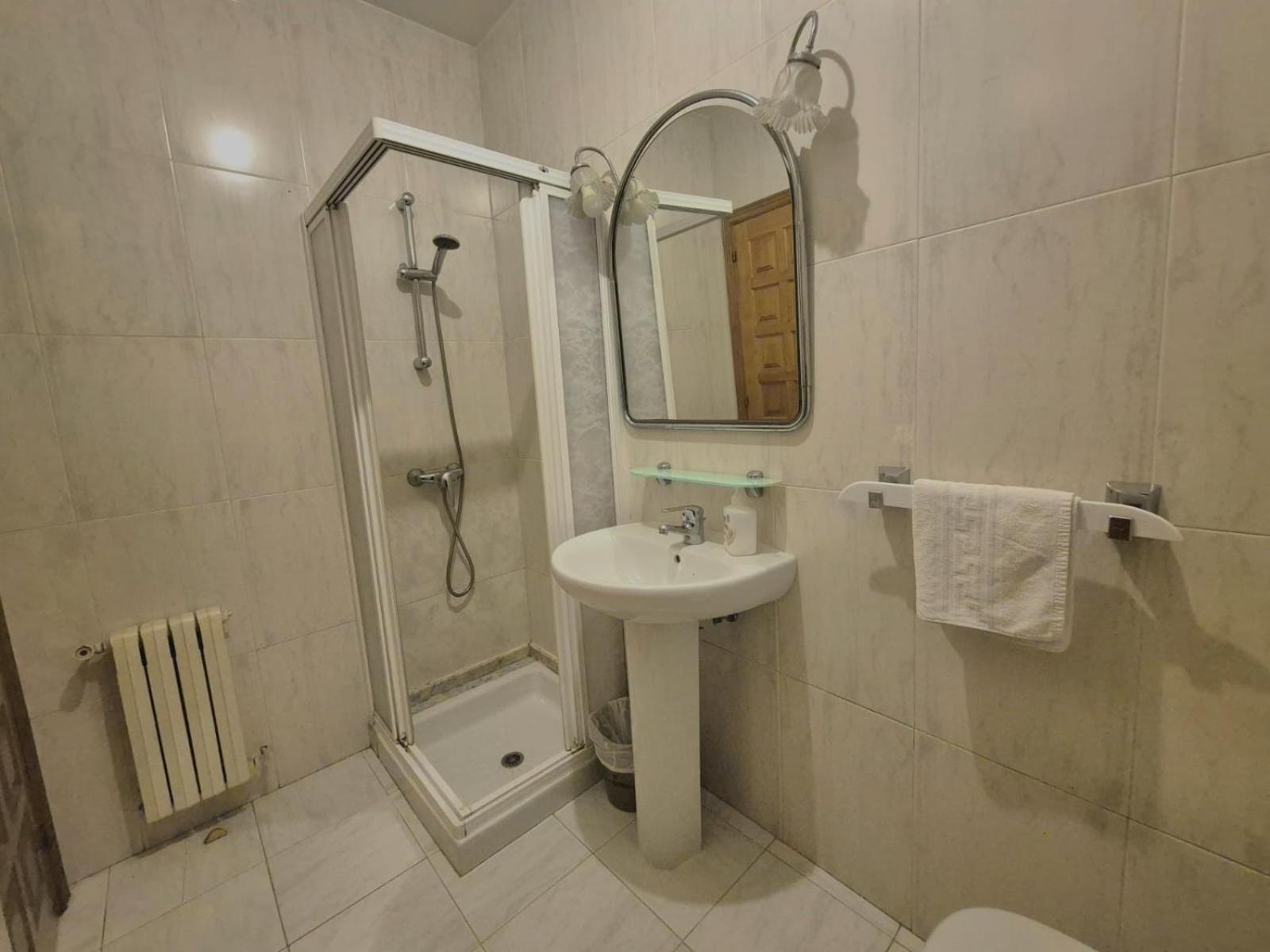 Hostal Galicia Монфорте де Лемос Екстериор снимка